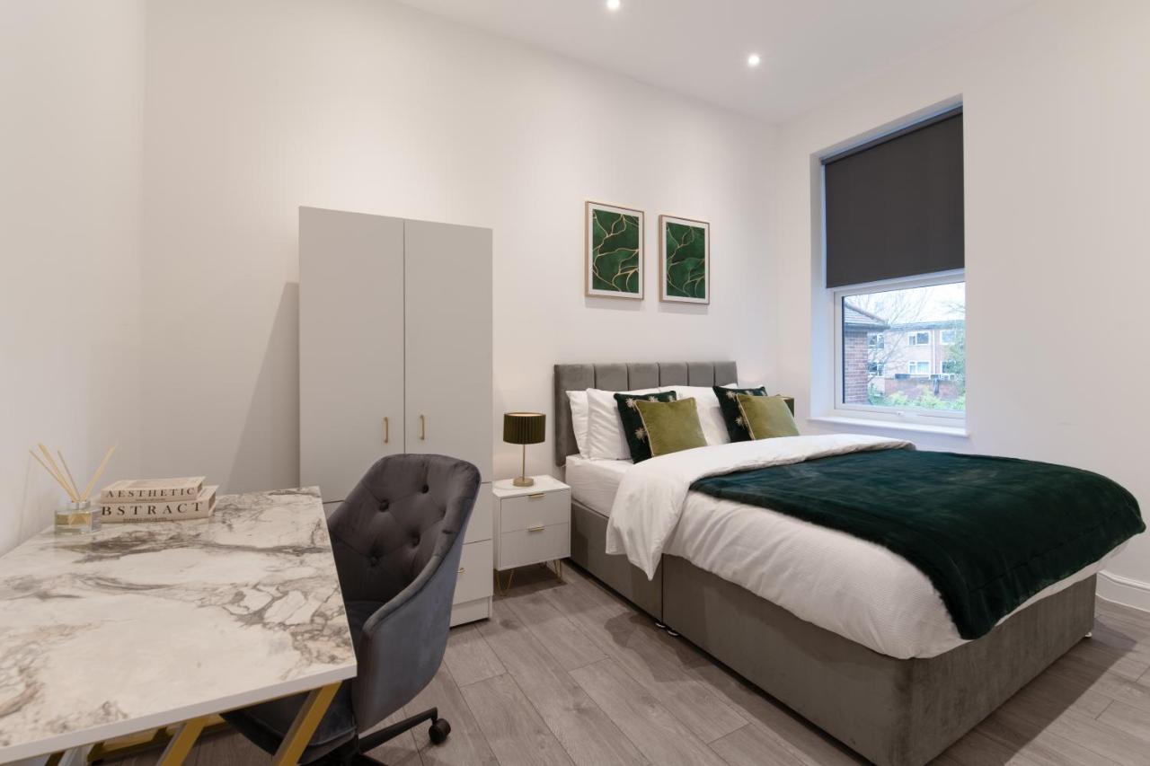 Fantastic New, London Apartment 3 Bed 1 Bath & Parking Whetstone Exteriér fotografie