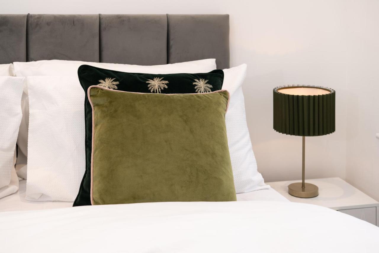 Fantastic New, London Apartment 3 Bed 1 Bath & Parking Whetstone Exteriér fotografie