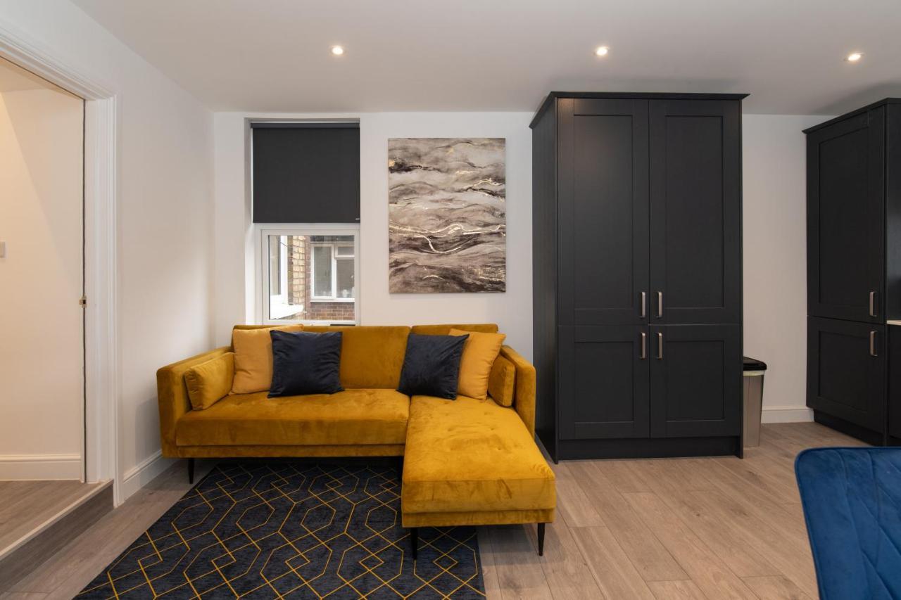Fantastic New, London Apartment 3 Bed 1 Bath & Parking Whetstone Exteriér fotografie